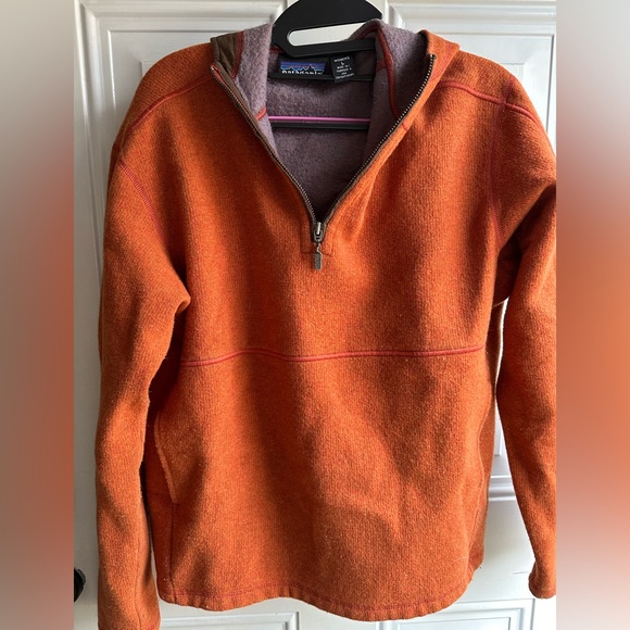 Patagonia Jackets & Blazers - Patagonia wool pull over.